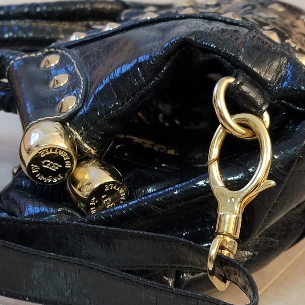 SALE Vintage Ed Hardy Mini Hobo Cross body  Purse 😍 Black with Gold Hardware! - Picture 7 of 15